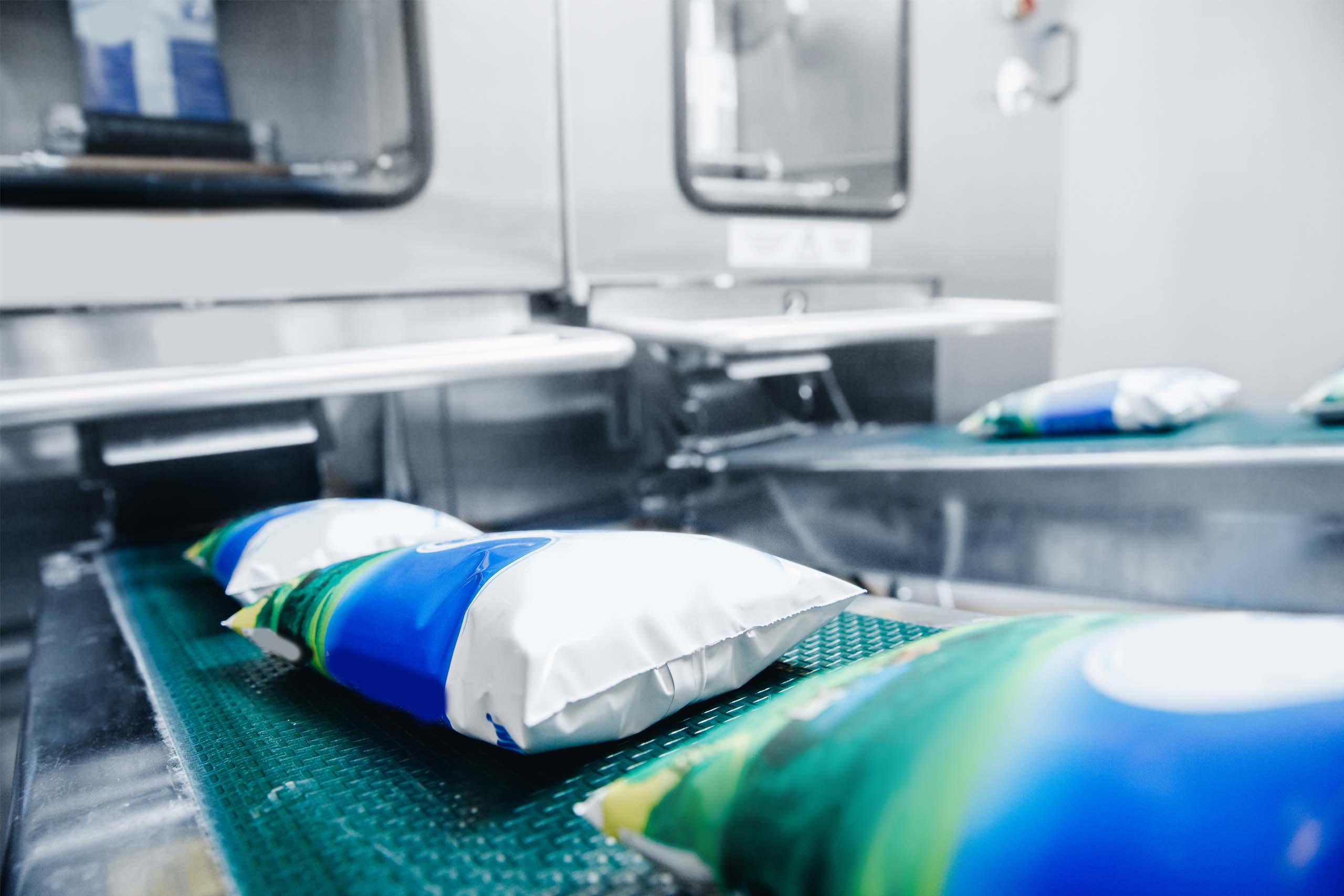 Einfrieren von Milch in Tüten